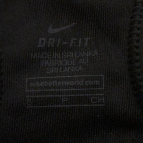 Nike size small spots bras - Picture 4 of 5